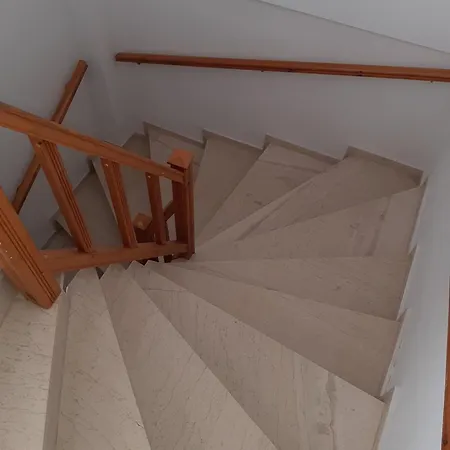 Super Renovated Maisonette - σούπερ ανακαινισμένη μεζονέτα Feriehus Filiatrá