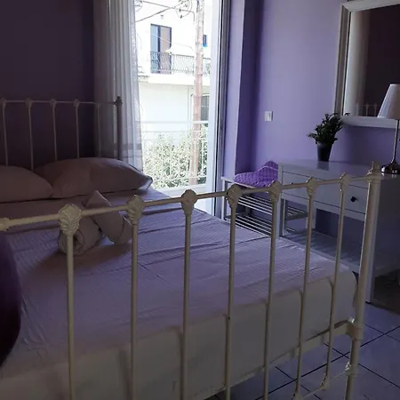 Super Renovated Maisonette - σούπερ ανακαινισμένη μεζονέτα