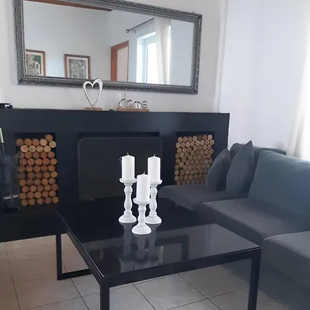 Super Renovated Maisonette - σούπερ ανακαινισμένη μεζονέτα Сasa de vacaciones *