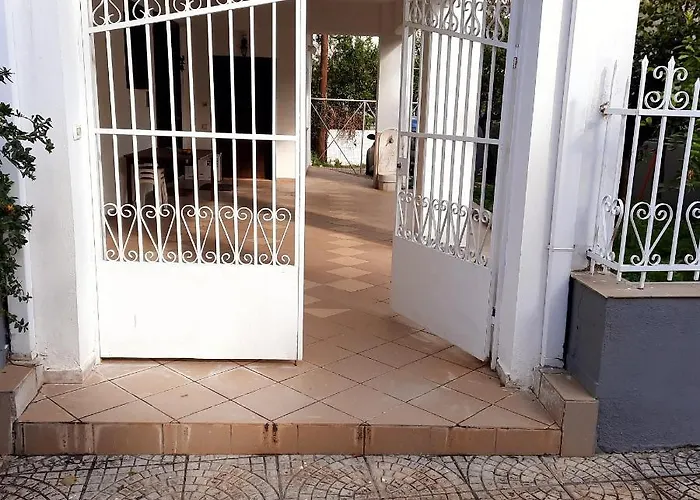 Ferienhaus Super Renovated Maisonette - σούπερ ανακαινισμένη μεζονέτα *