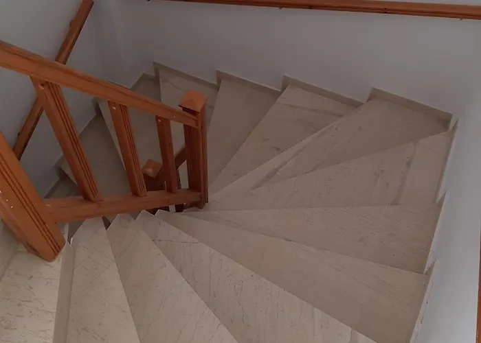 Super Renovated Maisonette - σούπερ ανακαινισμένη μεζονέτα Дом отдыха Филиатра